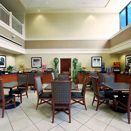 Hampton Inn & Suites-Atlanta Airport North-I-85-2