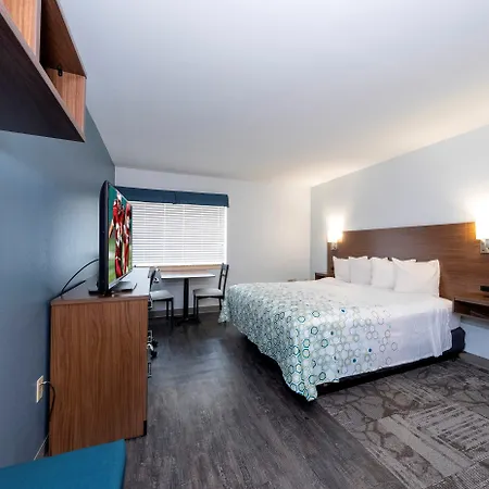 Red Roof Inn & Suites Wilmington - New Castle-2