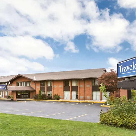 Travelodge By Wyndham Owen Sound On-3