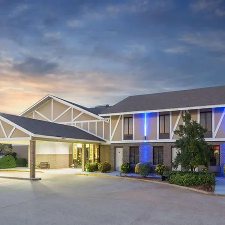 Super 8 By Wyndham Bentonville-2