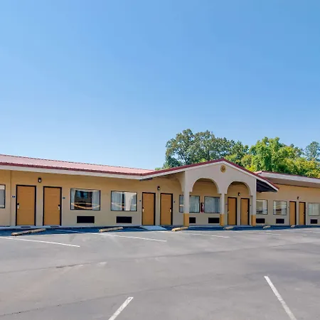 Econo Lodge Inn & Suites-2