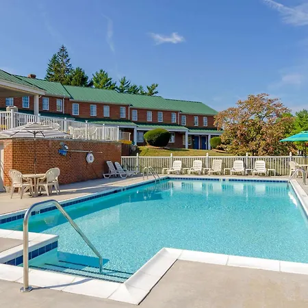 Quality Inn Waynesboro - Skyline Drive-3