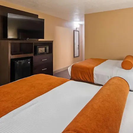 Best Western Crossroads Of The Bluffs-2