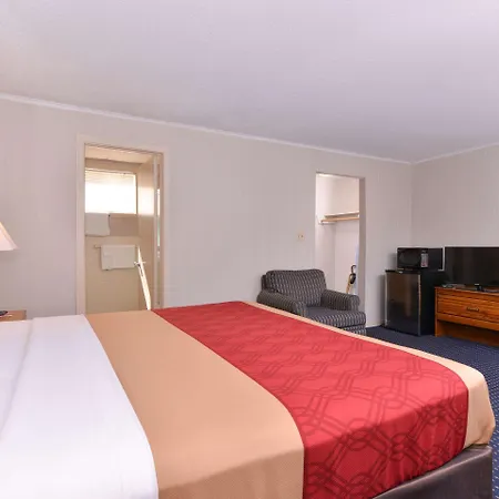 Economy Inn-3