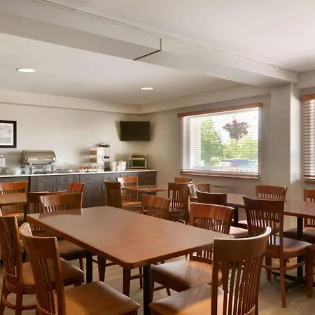 Travelodge Suites By Wyndham New Glasgow-3