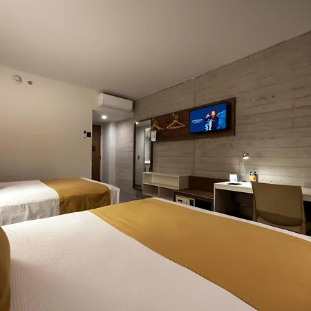 Microtel Inn & Suites By Wyndham Irapuato-3