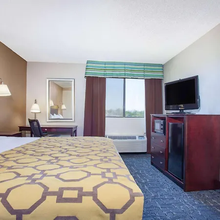 Baymont By Wyndham Saraland-2