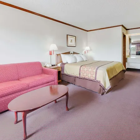 Days Inn By Wyndham Monett-3