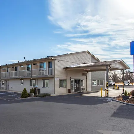 Americas Best Value Inn Burns-3