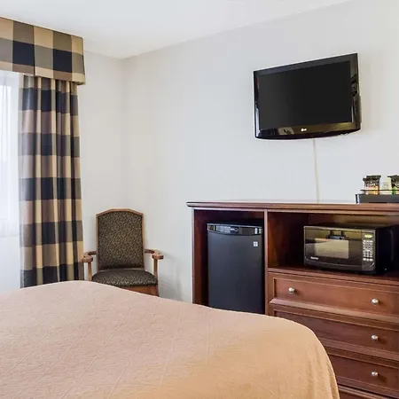Quality Inn Oacoma - Chamberlain-3