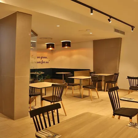 Ivy Hotel - Adults Only-3