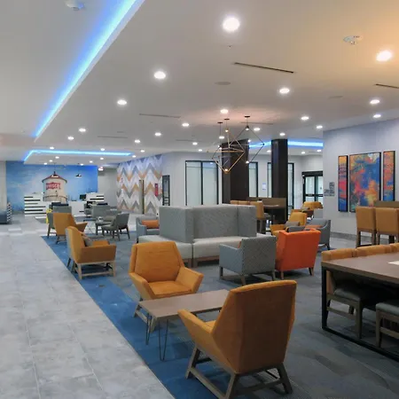 La Quinta Inn & Suites By Wyndham Dallas - Frisco Stadium-3