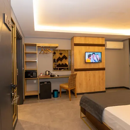 Fly And Stay Airport Hotel-3