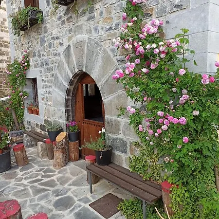 Casa rural ELURKOIA-2