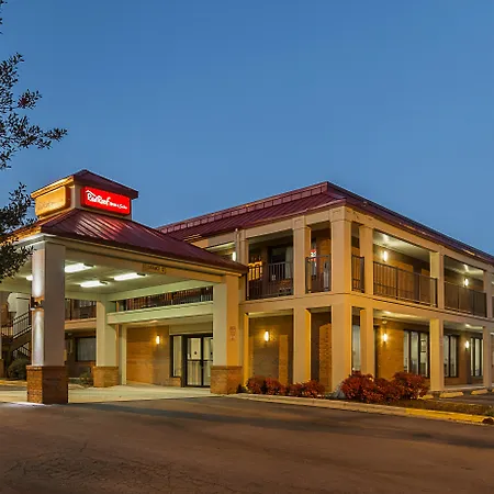 Red Roof Inn & Suites Scottsboro-3
