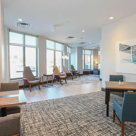Hilton Garden Inn Cincinnati Midtown-2