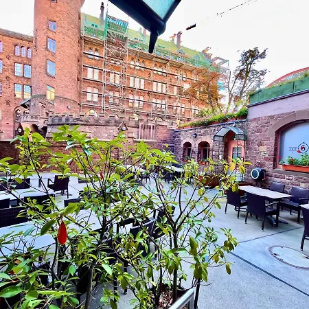 Hotel Hoepfner Burghof-3