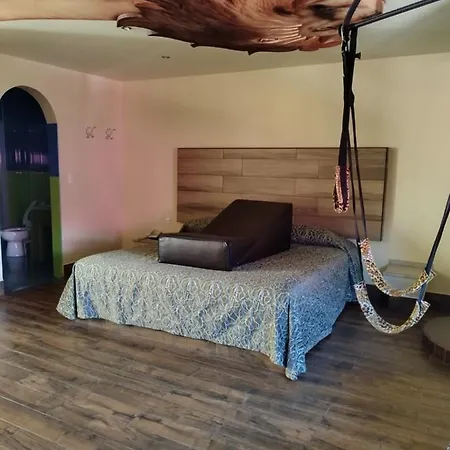 Hotel & Villas 7-2