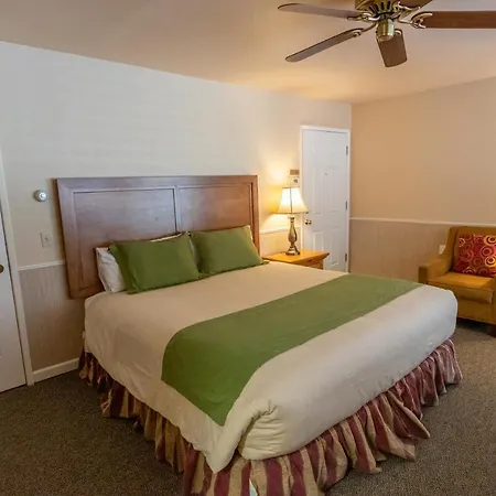 June Lake Motel-3
