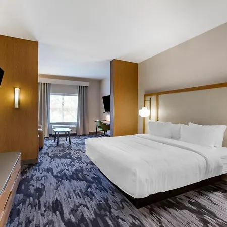 Fairfield By Marriott Inn & Suites Sandusky-3