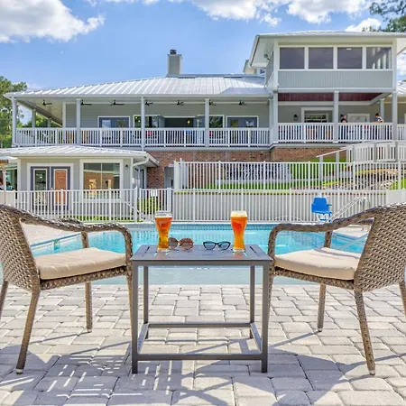 Seven Hills Suites-2