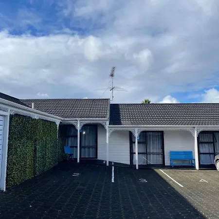 Papakura Pioneer Motor Lodge & Motel-2
