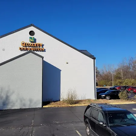 Quality Inn & Suites Columbia I-70-3