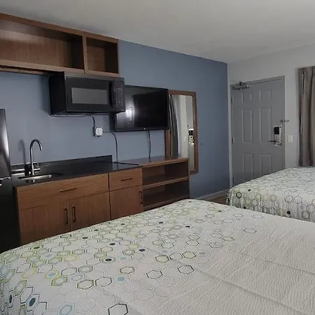 Hometowne Studios By Red Roof Egg Harbor-Atlantic City Airport-3