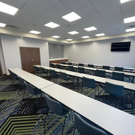 Holiday Inn Express & Suites Dayton East - Beavercreek By Ihg-3