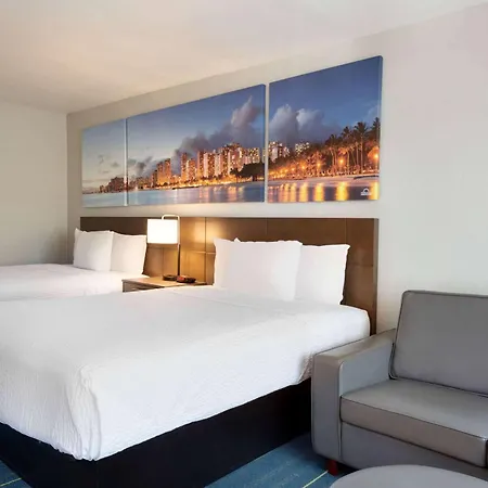 Days Inn & Suites By Wyndham Anaheim At Disneyland Park-3