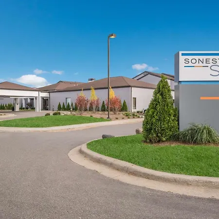 Sonesta Select Detroit Auburn Hills-3