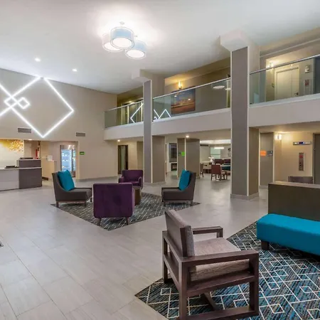 La Quinta By Wyndham Jonesboro-3