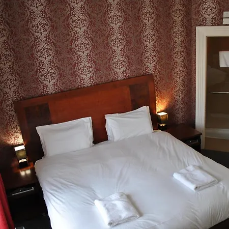 Town House Rooms-2
