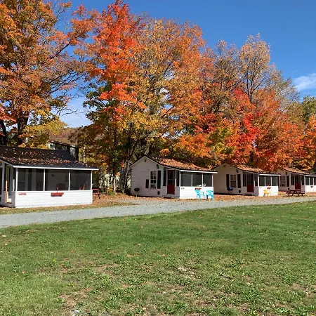 Carrollmotel And Cottages-3
