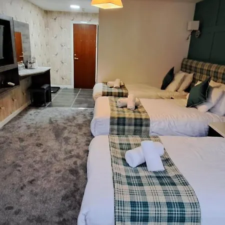 Macdonald Hotel & Cabins-3