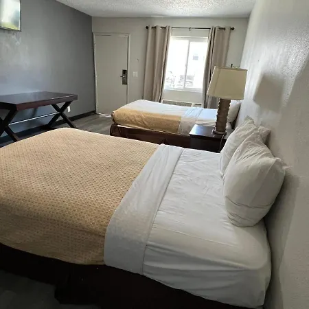 Goldstar Inn-3