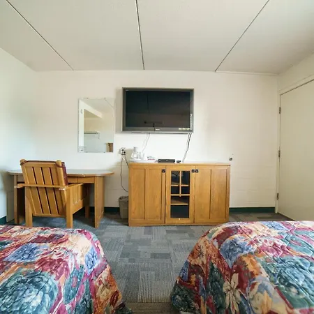 Capone'S Hideaway Motel-3