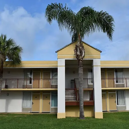 Super 8 By Wyndham Ocala I-75-3