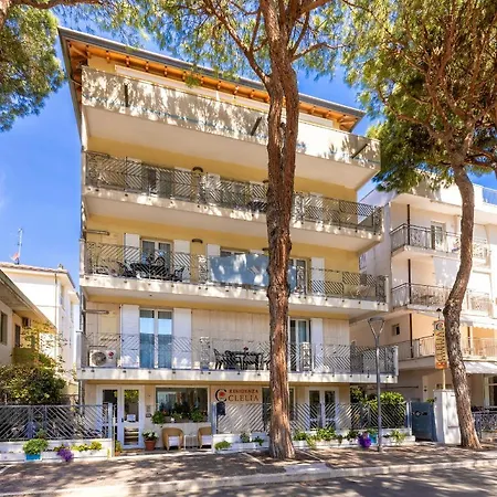 Residenza Clelia Riccione-3