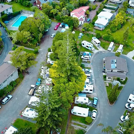 Touchwood Motor Inn & Inner City Camping Ground-3
