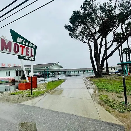 Wiebe Motel-2