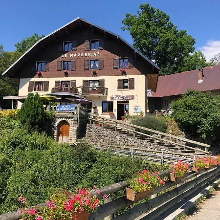 Bar Hotel Restaurant le Margeriaz-3