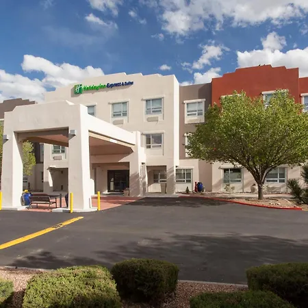Holiday Inn Express & Suites-2