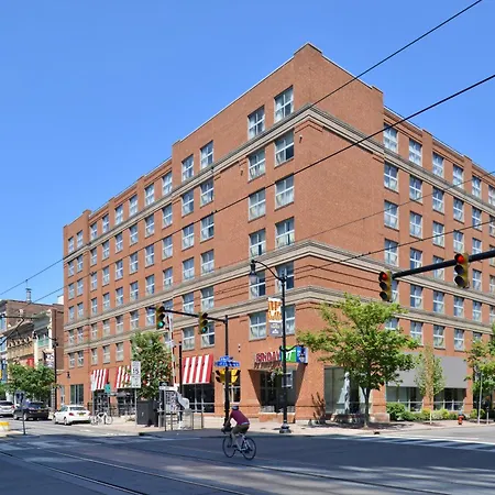 Holiday Inn Express & Suites Buffalo Downtown By Ihg-3