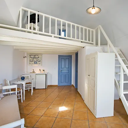 Apanemo Hotel & Suites-2