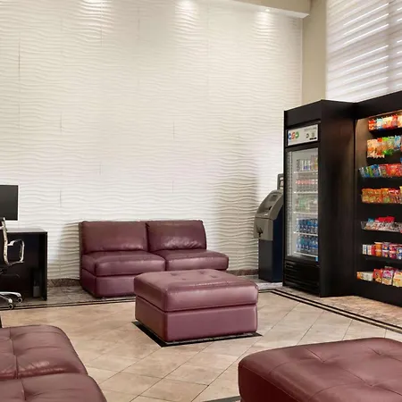 Days Inn & Suites By Wyndham Anaheim At Disneyland Park-2
