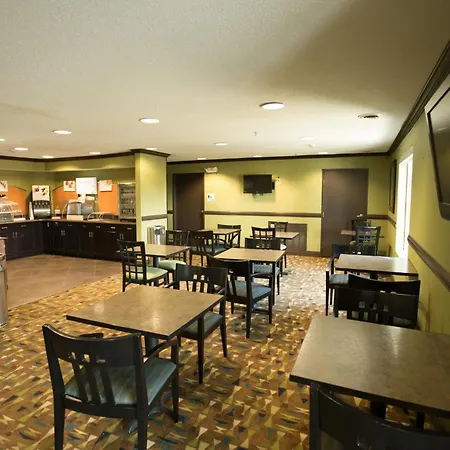 Holiday Inn Express Hotel & Suites Madison By Ihg-3