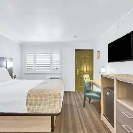 Napa Valley Hotel & Suites-3