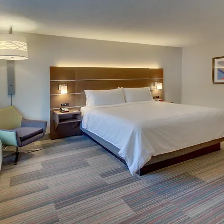 Holiday Inn Express & Suites Atlanta Perimeter Mall Hotel By Ihg-3