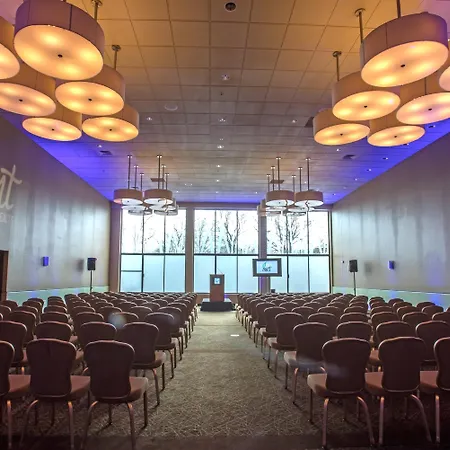 Holiday Inn Boston - Cambridge Area By Ihg-3